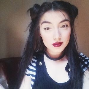 Meet your Posher, Ariel